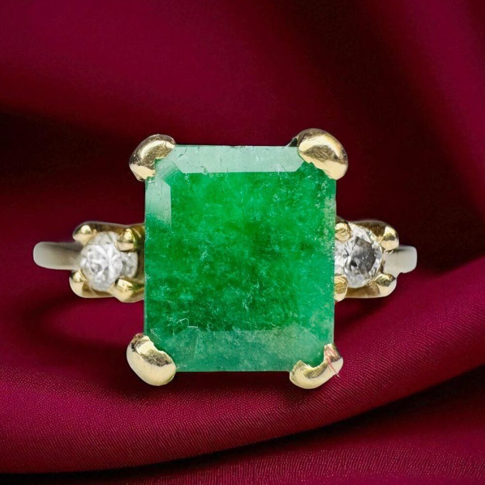 VINTAGE- Natural Emerald & Diamond Ring in 14K Yellow Gold -1.1tcw -Size 7- 2.5g